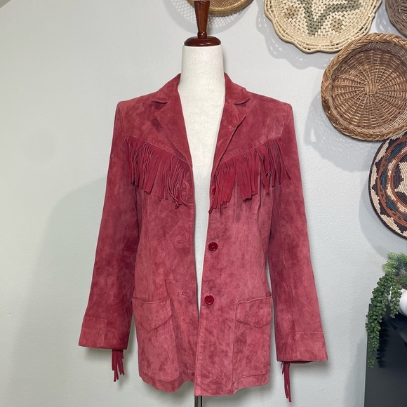 Gorgeous Red Fringe Suede Leather Jacket 3 Button Lined Coat Size Medium Western - Picture 2 of 16